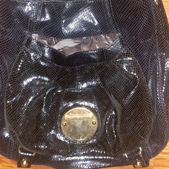 Hype black snakeskin hobo shoulder purse barely used - Picture 6 of 6